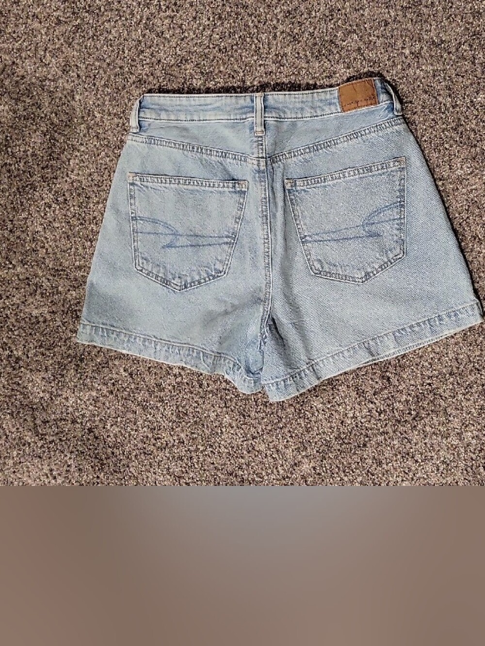 American Eagle Outfitters Light Wash Distressed Button-Front Denim Skort - Picture 2 of 2
